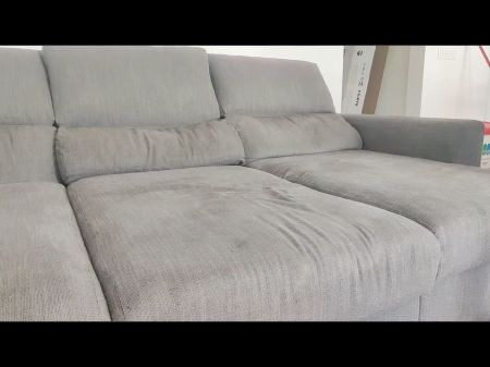 camara oculta de esposa masturbandose en el sofá videos