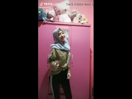 hijab_indonesian