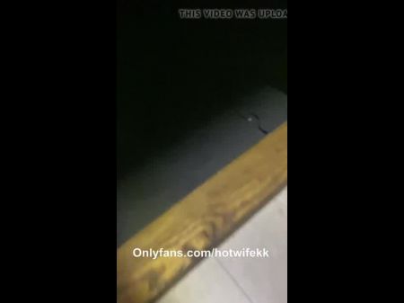 cornudo debajo de la cama