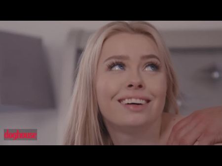 stephanie wylde en minifalda masturbandose