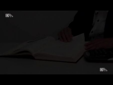 hermosa secretaria