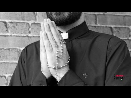 monja y sacerdote