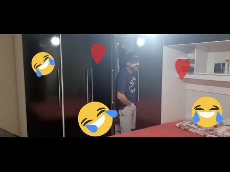 cornudo tapa los ojos
