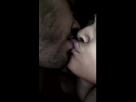 esposa y esposo comparte verga