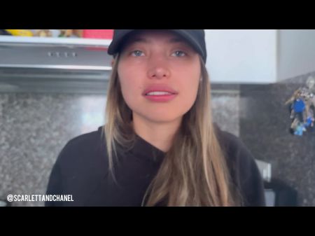 no sabe que la graban tocandose