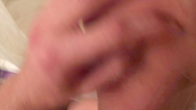 hija mirando a sus padres follar